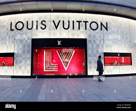 lvmh moet hennessy louis vuitton sa